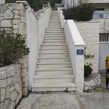 Daire Robbie Near Lapad