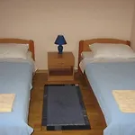 Robbie Near Lapad * דוברובניק