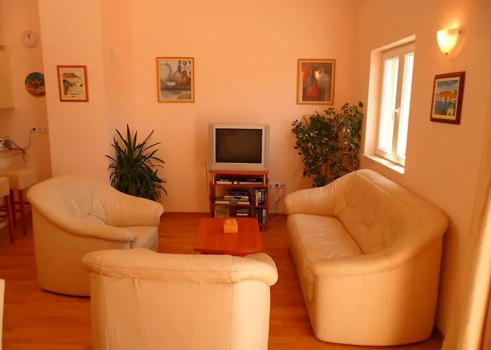 Robbie Near Lapad * 杜布罗夫尼克